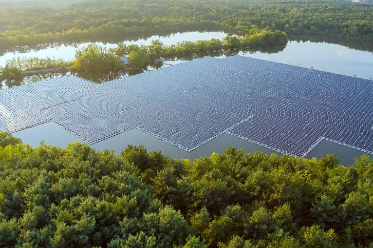 Iberdrola to build first floating solar plant in France